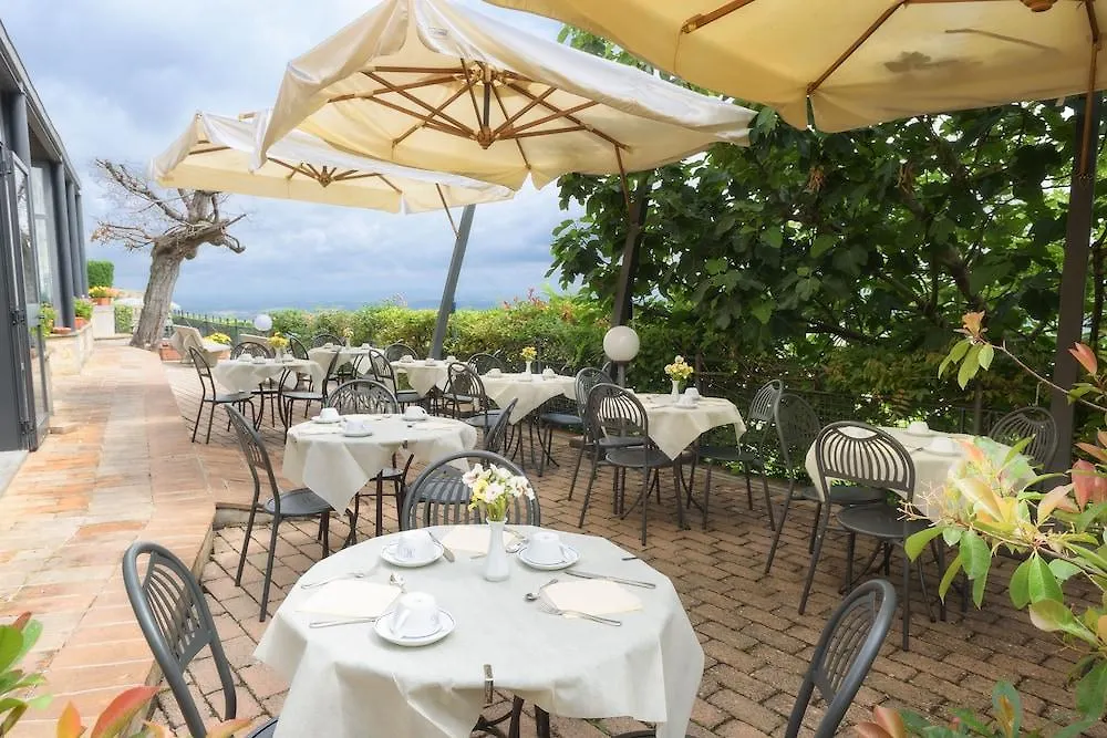 Hotel Dei Capitani Montalcino
