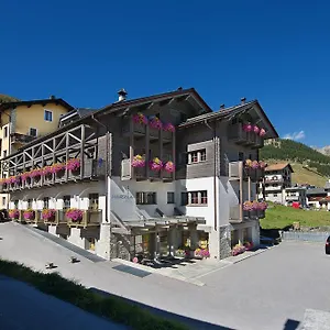 https://hotel-marzia-livigno.it-lombardy.com