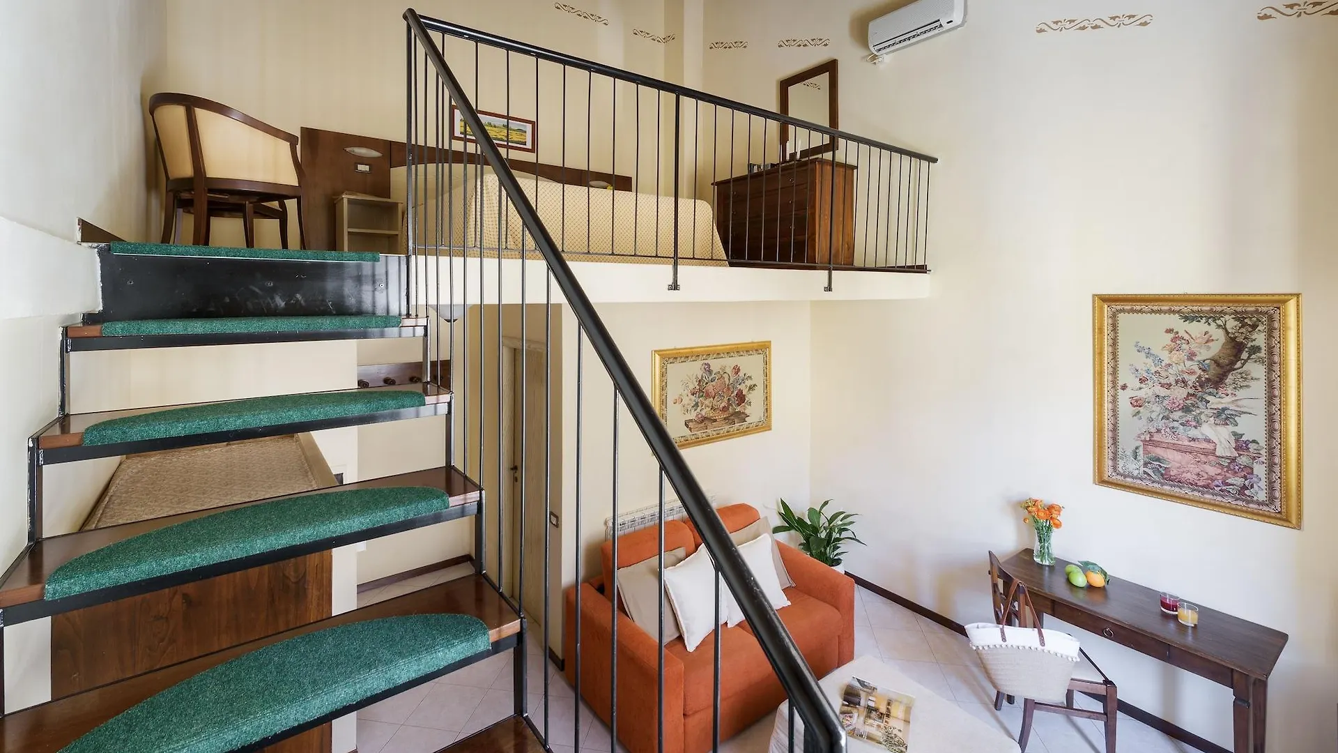 Hotel Dei Capitani Montalcino 3*,  Italy